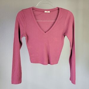 BOZZOLO // mauve rose pink vneck crop long sleeve ribbed top slight flaw